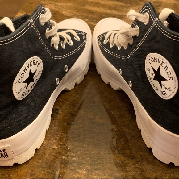 Converse Chuck Taylor All Star Black and White High-Tops - Picture 5 of 8